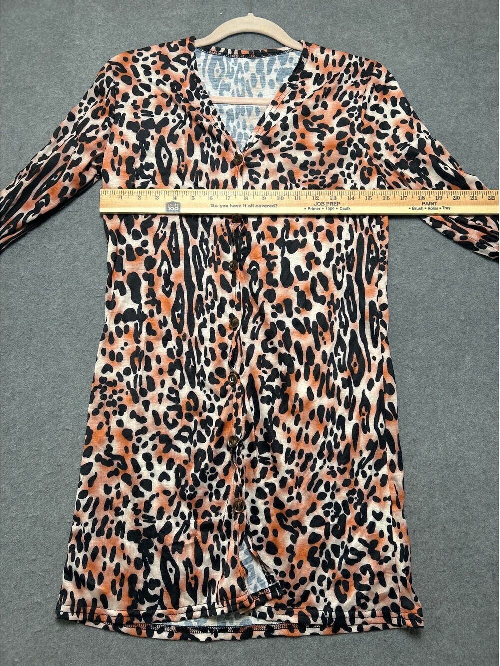 Women's Leopard Print Henley Tunic Top 3/4 Sleeve Button Front Size Medium - Picture 4 of 5